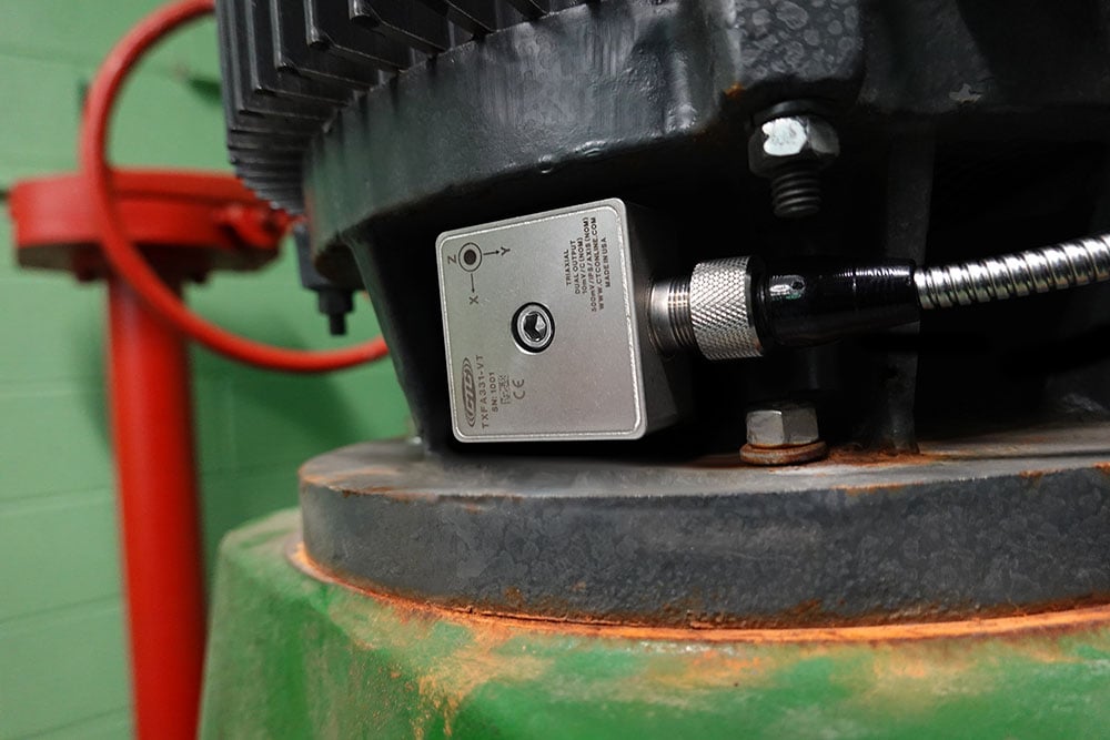 Understanding Vibration Sensors and Accelerometers: A Closer Look | CTC